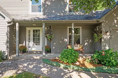 6130 Chestnut Ter, Shorewood, MN 55331 photo 2
