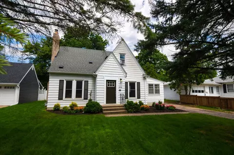 5720 W Lake St, Saint Louis Park, MN 55416