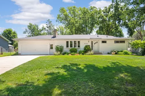 8307 Morris Rd, Bloomington, MN 55437