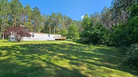 2127 N Brookview Dr, Mora, MN 55051