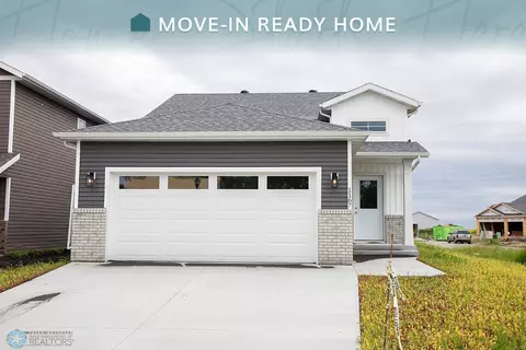 1167 55 Ave W, West Fargo, ND 58078