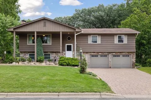 13413 Bryant Ave S, Burnsville, MN 55337