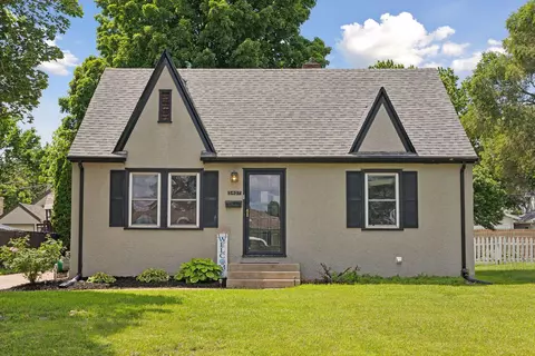 5407 Fairview Ave N, Crystal, MN 55429