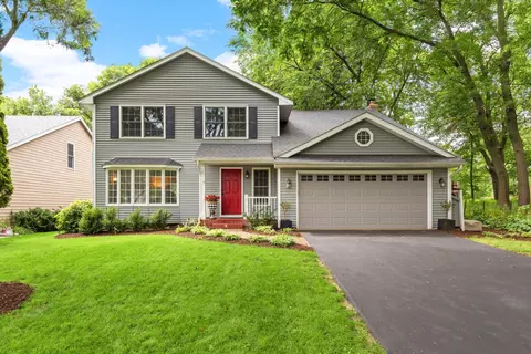 16595 S Manor Rd, Eden Prairie, MN 55346