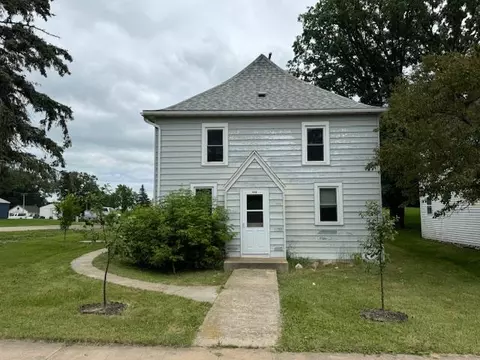 408 Hoff Ave, Vining, MN 56588 photo 3
