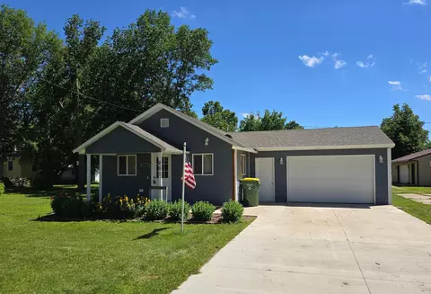 261 Rock St, Holland, MN 56139