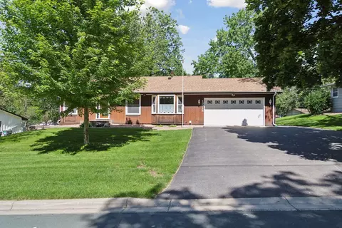 13012 Lakeview Dr, Burnsville, MN 55337
