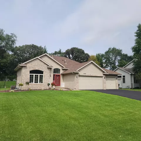 15440 Linnet St NW, Andover, MN 55304