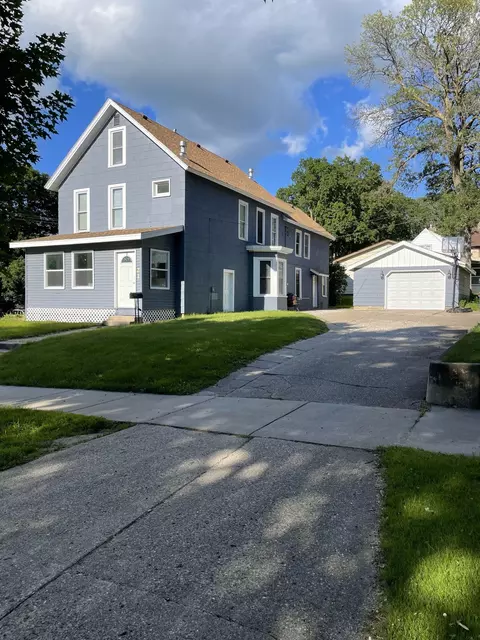 21 3rd Ave NW, Faribault, MN 55021