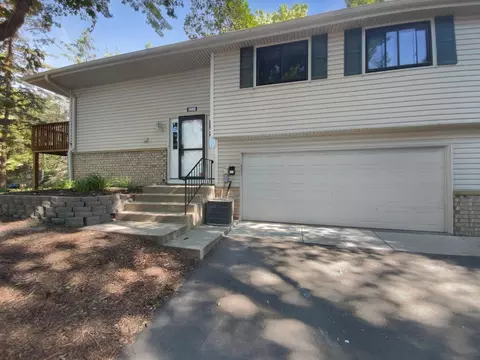 3662 Denmark Ave, Eagan, MN 55123