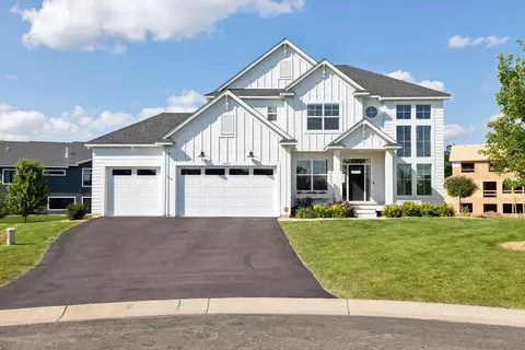 4177 Hummingbird Ct N, Lake Elmo, MN 55042