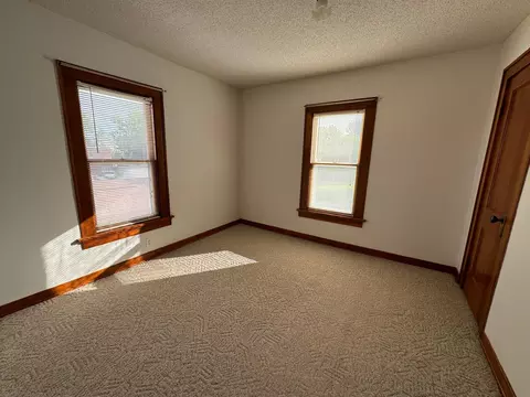 115 E Main St, Marshall, MN 56258 photo 18