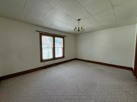 115 E Main St, Marshall, MN 56258 photo 8