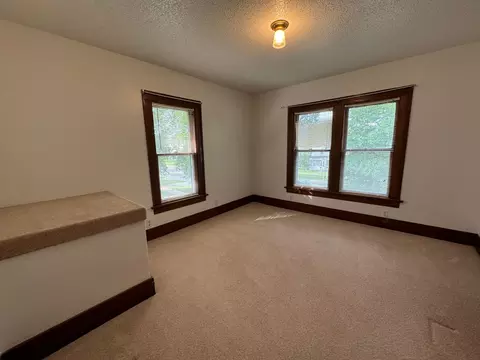 115 E Main St, Marshall, MN 56258 photo 11