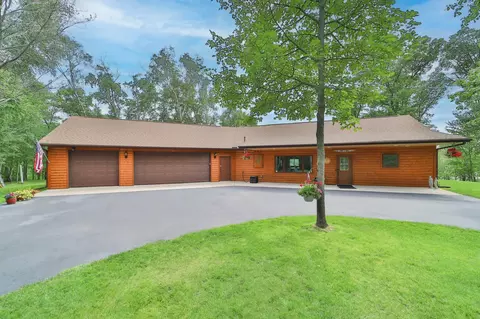 17821 Hideway Dr, Brainerd, MN 56401
