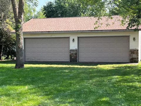 5925 Henry St, Maple Plain, MN 55359 photo 3