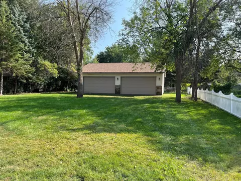 5925 Henry St, Maple Plain, MN 55359 photo 4