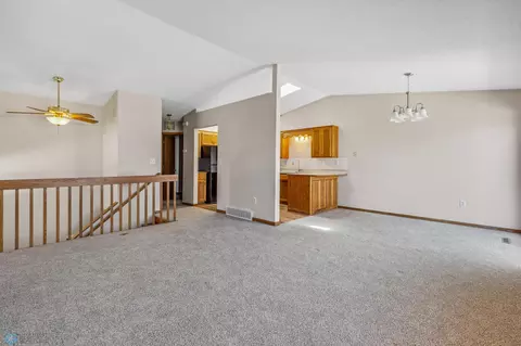 3333 30th Ave S, Fargo, ND 58103 photo 6