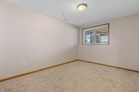 3333 30th Ave S, Fargo, ND 58103 photo 17