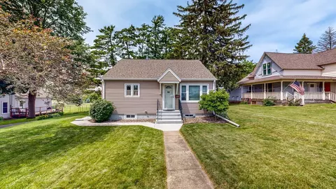 407 Main St S, Stewartville, MN 55976