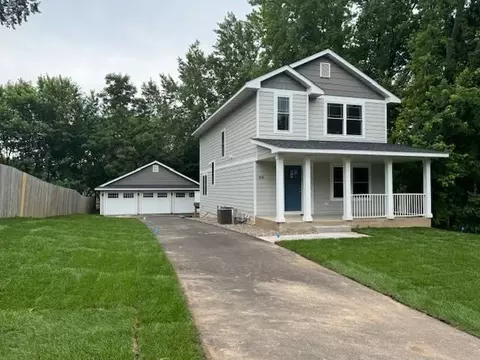 303 Saint Croix Ave W, Stillwater, MN 55082