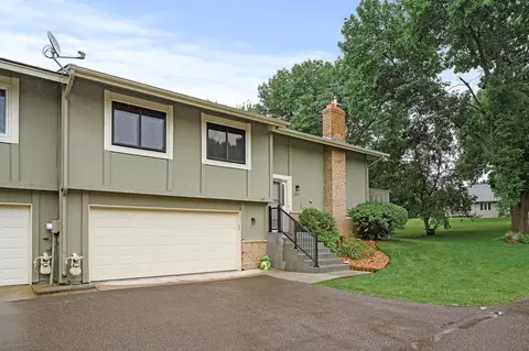 13647 86th Ave N, Maple Grove, MN 55369