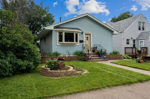 157 Dale St W, South Saint Paul, MN 55075