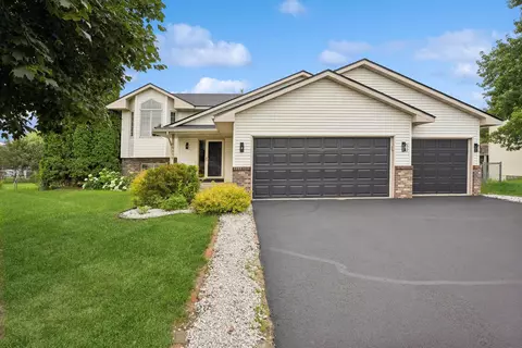 5650 Loon Dr, Big Lake, MN 55309