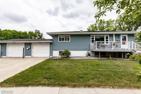 1514 14th Ave S, Fargo, ND 58103