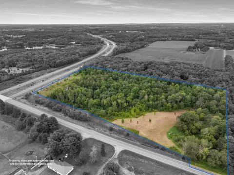 2305 8th Ave, Prairie Lake Twp, WI 54728
