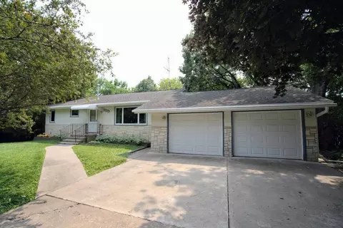 13883 67th Ave N, Maple Grove, MN 55311