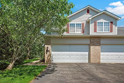 16467 Jarreau Ct, Lakeville, MN 55044