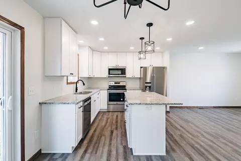 14740 Echo Way, Apple Valley, MN 55124 photo 6