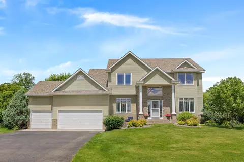 10408 49th St NE, Albertville, MN 55301