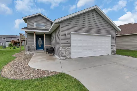1505 6th Ave S, Sartell, MN 56377