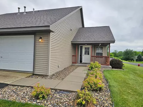 300 Cedar St #6, Baldwin, WI 54002 photo 2