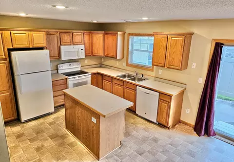 300 Cedar St #6, Baldwin, WI 54002 photo 7