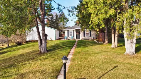 727 NW 6th Ave, Grand Rapids, MN 55744