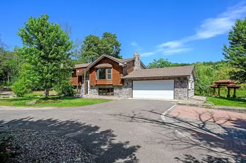 14451 Homestead Ave N, Hugo, MN 55038