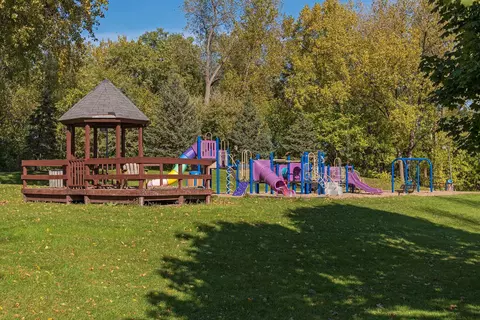 5427 E Brenner Pass, Fridley, MN 55432 photo 24