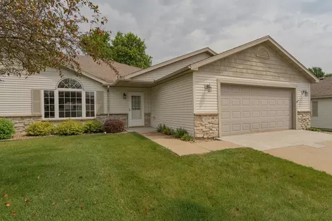 4539 Meadow Lakes Ln NW, Rochester, MN 55901