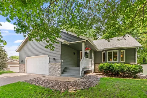 7290 Sunnyslope Dr, Maple Grove, MN 55311