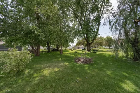 415 1st Ave NE, Plainview, MN 55964 photo 22