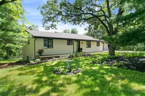 5731 Auto Club Rd, Minneapolis, MN 55437
