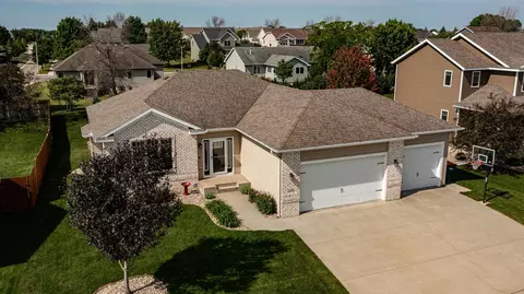2356 Jasper Pl NE, Rochester, MN 55906