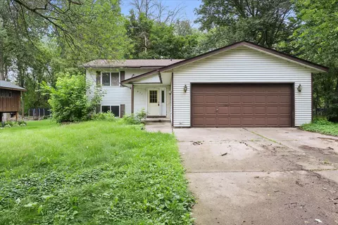 631 2nd Ave NW, Forest Lake, MN 55025