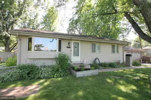 8801 Northwood Pkwy, New Hope, MN 55427