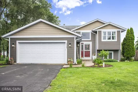 18388 Echo Dr, Farmington, MN 55024