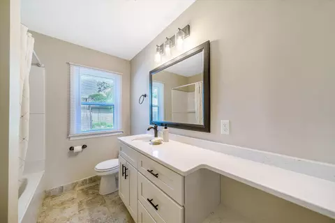 10649 Kell Ave S, Bloomington, MN 55437 photo 16