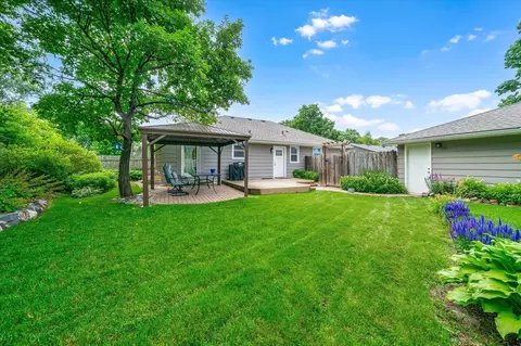 10649 Kell Ave S, Bloomington, MN 55437 photo 4